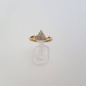 Anel Solitário chuveiro triangulo